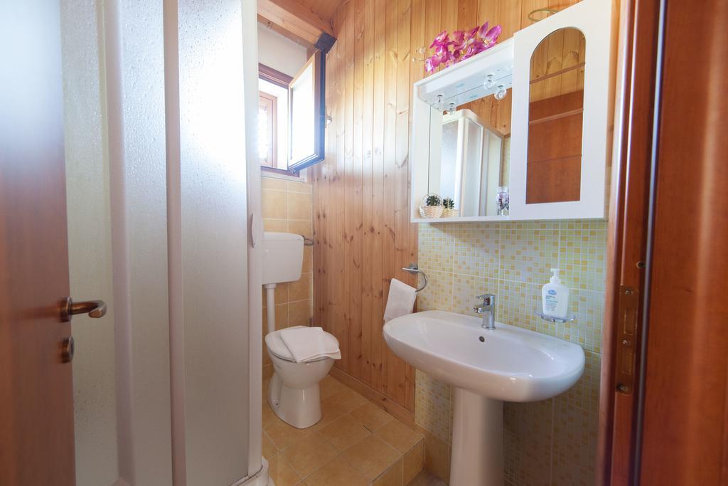 Bed and Breakfast Acqua Di Mare Луого-Гранде Экстерьер фото